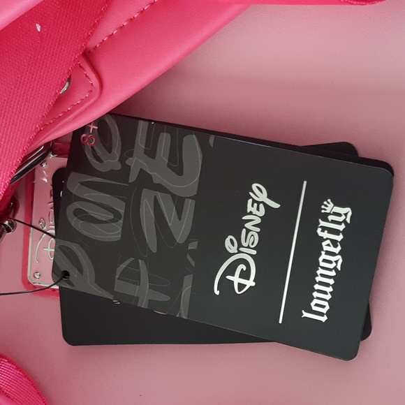 Loungefly Minnie Ghost Backpack NWT Glow in the Dark - Picture 6 of 6